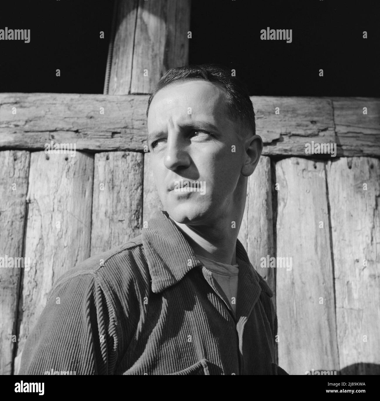 Southfields, New York. Attività interrazziali a Camp Nathan Hale, dove i bambini sono aiutati dal Servizio del campo Metodista. Il Sig. Lewis Traverer, il direttore. Foto Stock