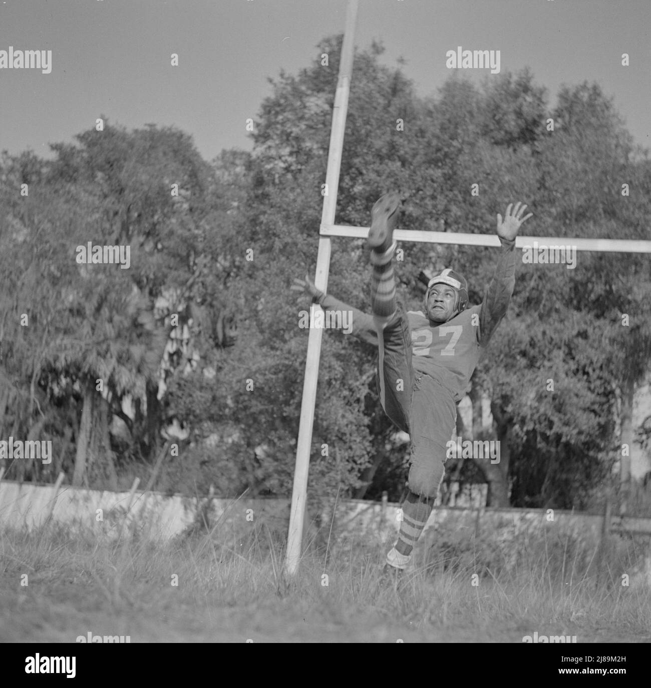 Daytona Beach, Florida. College di Bethune-Cookman. 'Dusty' Jennings, calciatore di stelle della squadra di calcio campione di Bethune-Cookman. Foto Stock