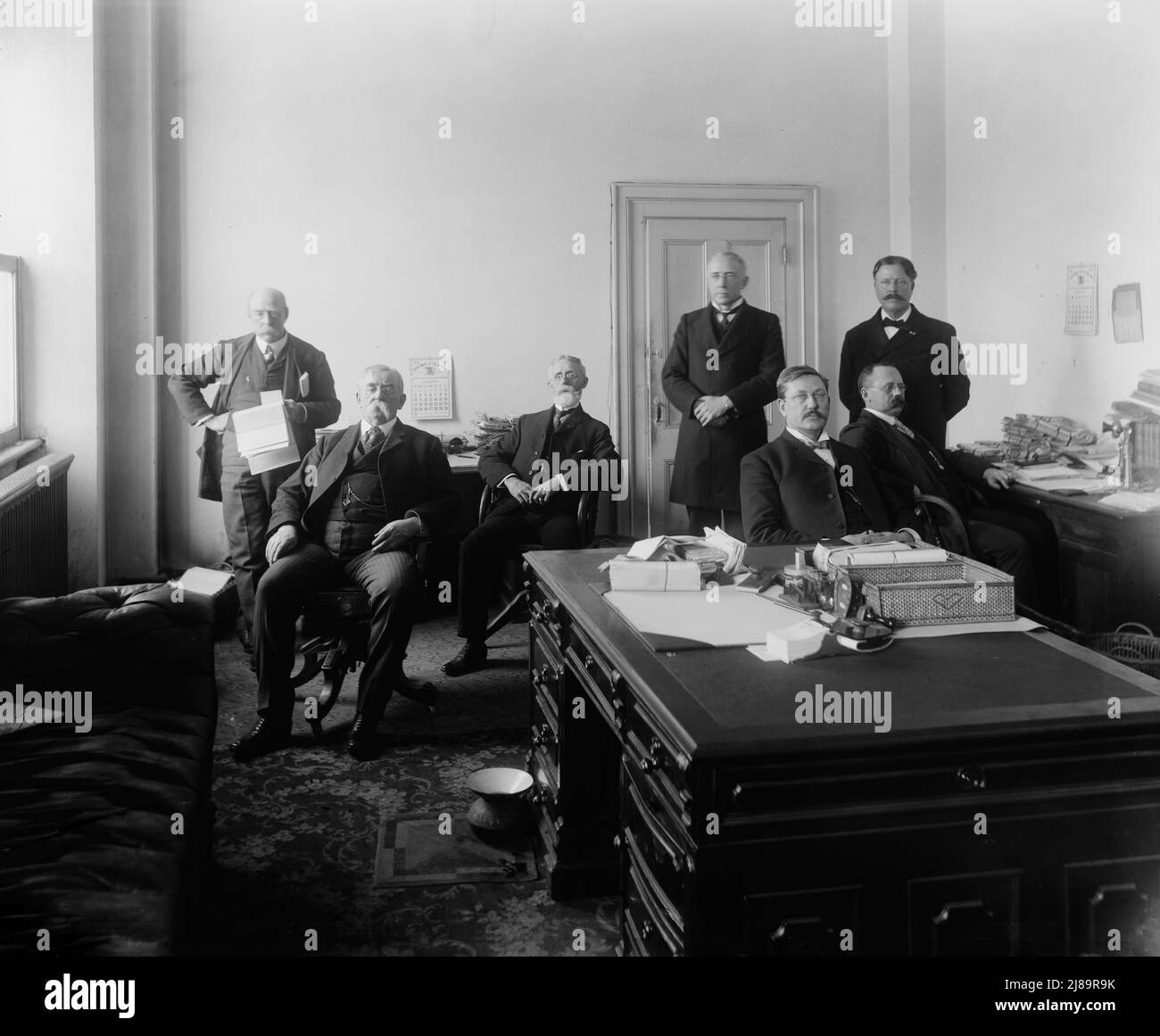 Ufficio pensioni (esaminatori speciali), 1904 gennaio. Foto Stock
