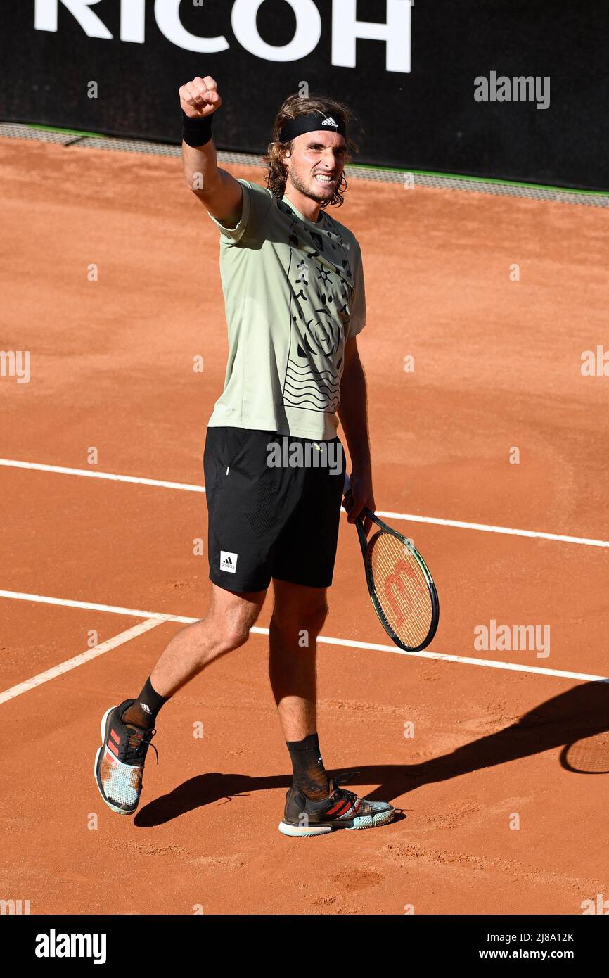 Roma, Italia. 14th maggio 2022. Stefanos Tsitsipas (GRE) durante la semifinale contro Alexander Zverev (GER) del torneo ATP Master 1000 internazionali BNL D'Italia al Foro Italico il 14 maggio 2022 Credit: Independent Photo Agency/Alamy Live News Foto Stock