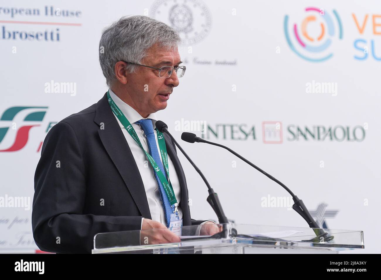 Sorrento, Italia. 14 maggio 2022. Daniele Franco Ministro italiano dell'economia e delle finanze all'edizione 1st del "verso Sud", organizzata dalla Casa europea - Ambrosetti a Sorrento, Napoli il 14 maggio 2022. Credit:Franco Romano/Alamy Live News Foto Stock