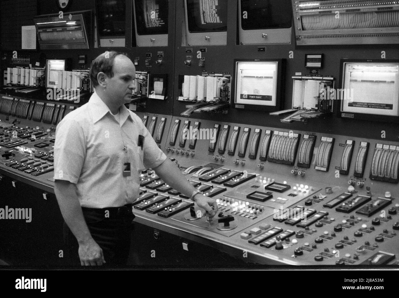 Centrale nucleare di Oconee in South Carolina, gestita dalla Duke Power Company 1979, identica alla centrale di Three Mile Island che ha avuto un incidente di fusione. Questa è la sala di controllo con tutti i comandi e i monitor complessi. Foto Stock