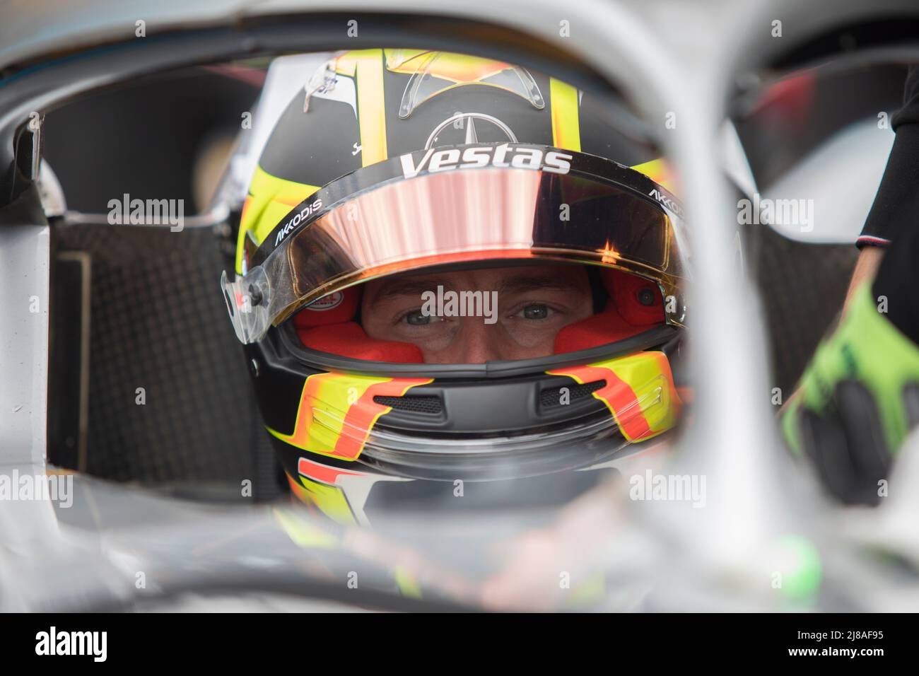 Berlino, Germania, 14th maggio 2022. 2022 Shell Recharge Berlin e-Prix, Round 7 del Campionato del mondo di Formula e ABB FIA 2021-22, Tempelhof Airport Circuit a Berlino, Germania nella foto: Stoffel VANDOORNE (bel) del Team Mercedes-EQ Formula e in griglia © Piotr Zajac/Alamy Live News Foto Stock