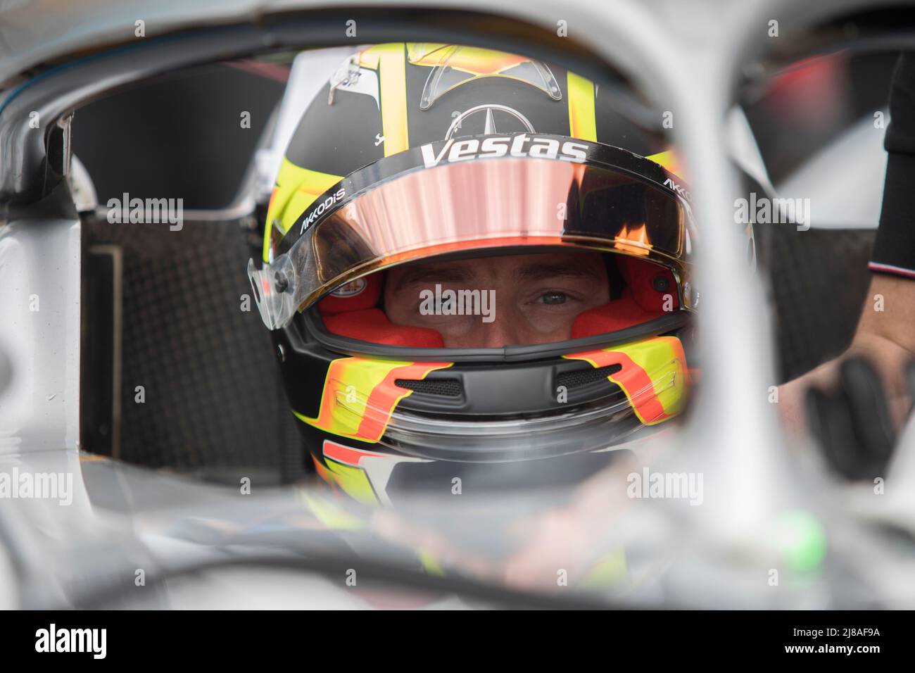 Berlino, Germania, 14th maggio 2022. 2022 Shell Recharge Berlin e-Prix, Round 7 del Campionato del mondo di Formula e ABB FIA 2021-22, Tempelhof Airport Circuit a Berlino, Germania nella foto: Stoffel VANDOORNE (bel) del Team Mercedes-EQ Formula e in griglia © Piotr Zajac/Alamy Live News Foto Stock