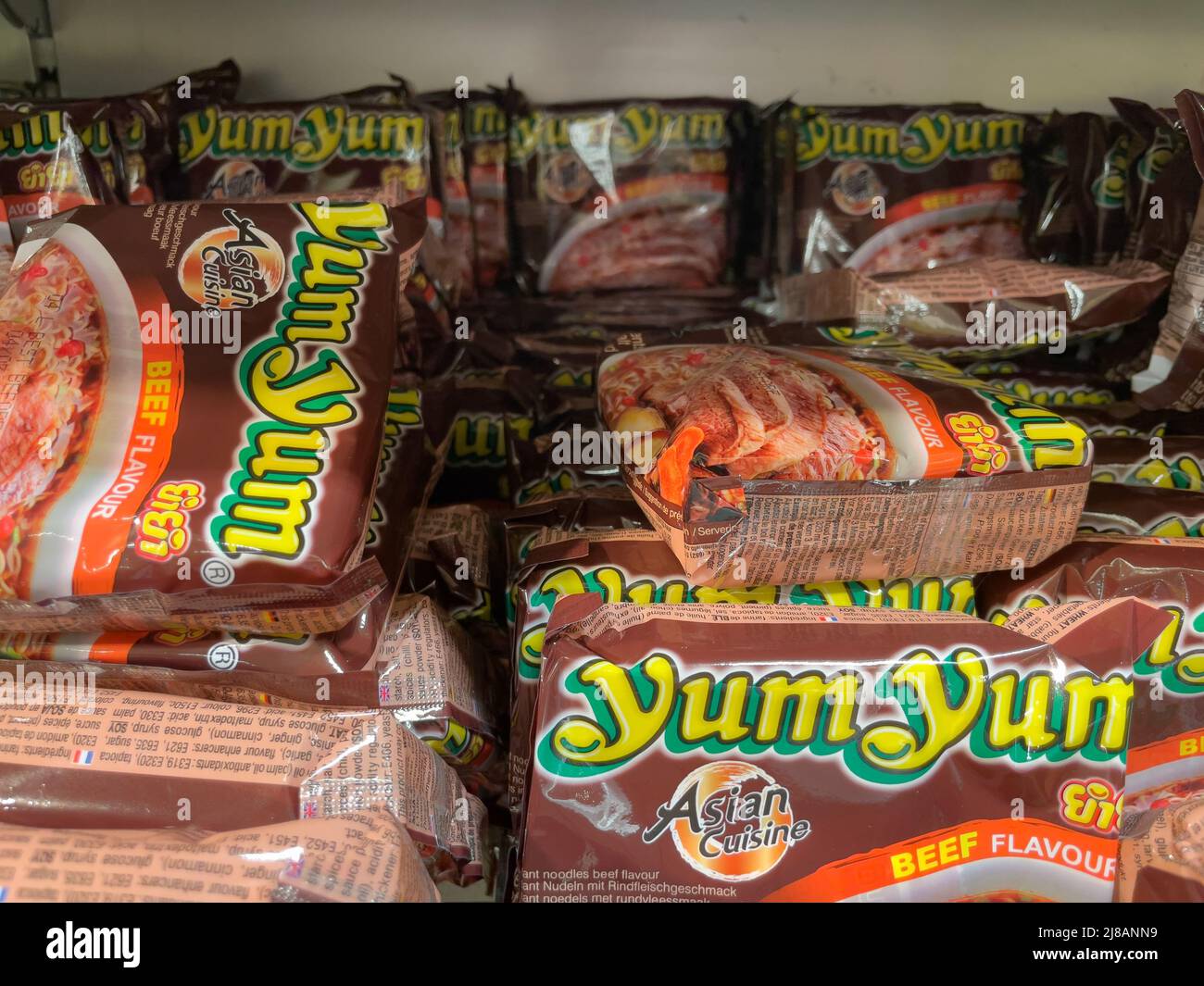Norimberga, Germania - mai 14, 2022: Thai YumYum Instant Noodles. Foto Stock