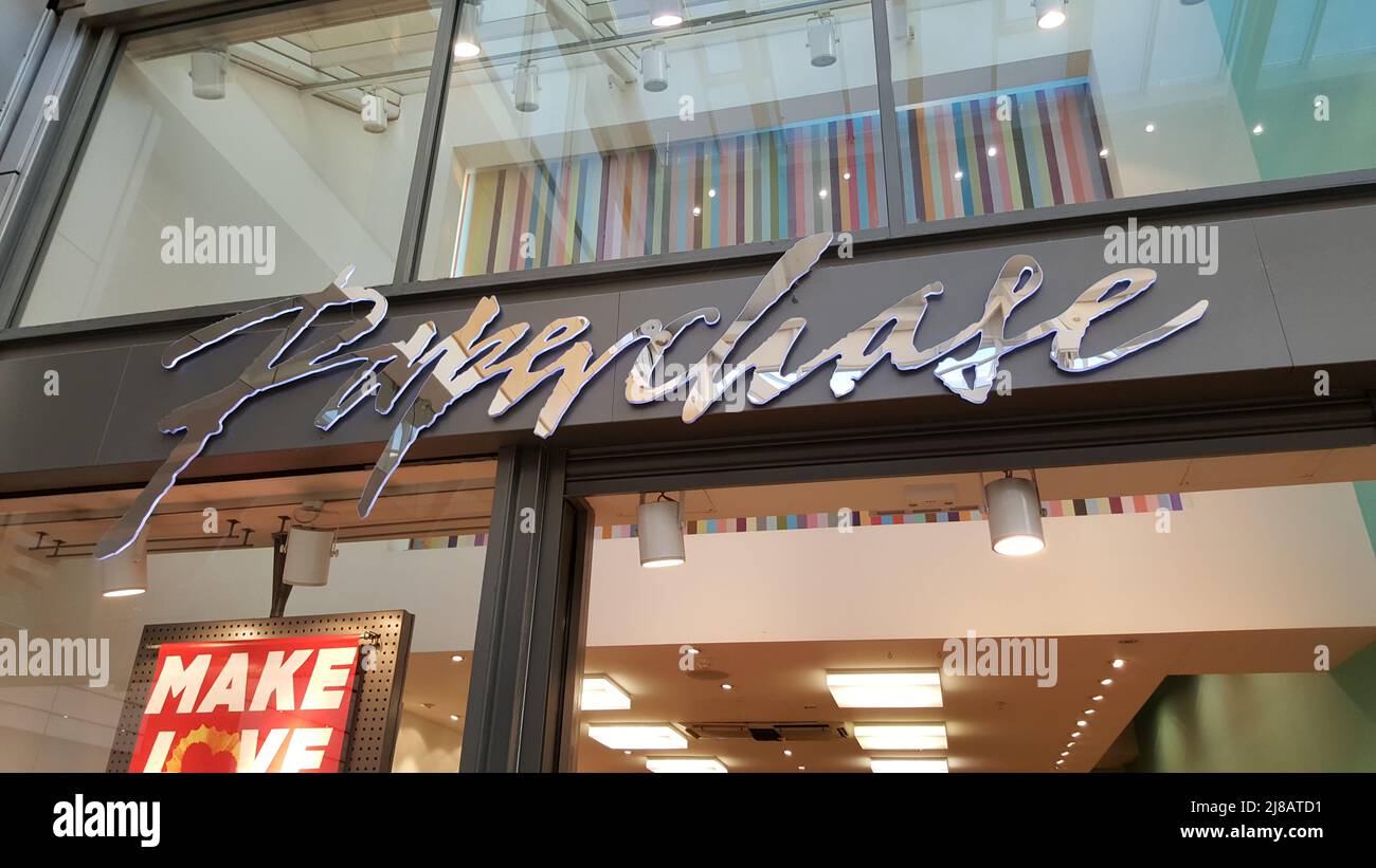 Insegna Stationary Shop Paperchase Foto Stock