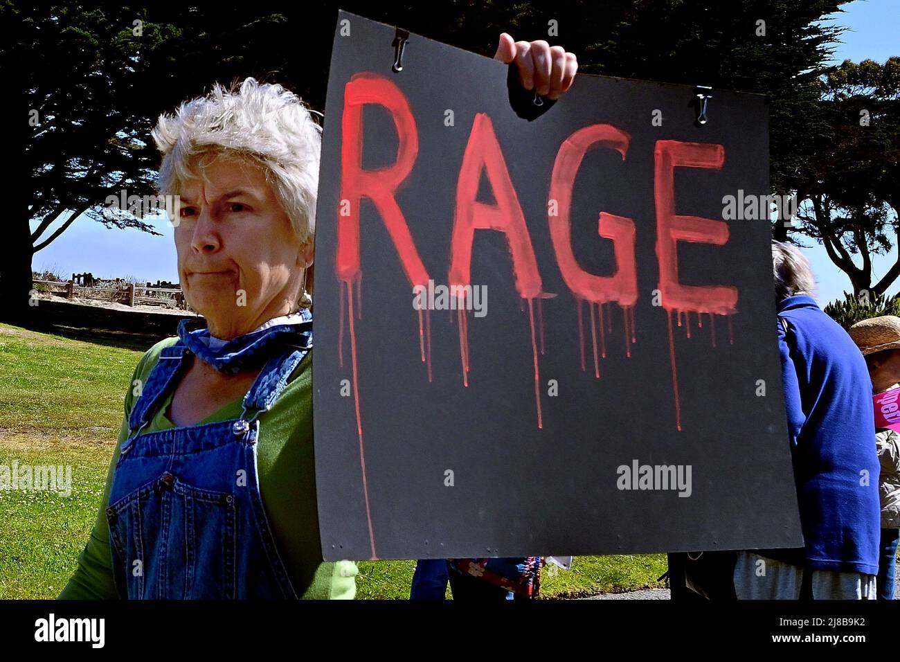Monterey, California, Stati Uniti. 14th maggio 2022. Roe vs Wade Pro-Choice Anti-Supreme Court protesta (Credit Image: © Rory Merry/ZUMA Press Wire) Foto Stock