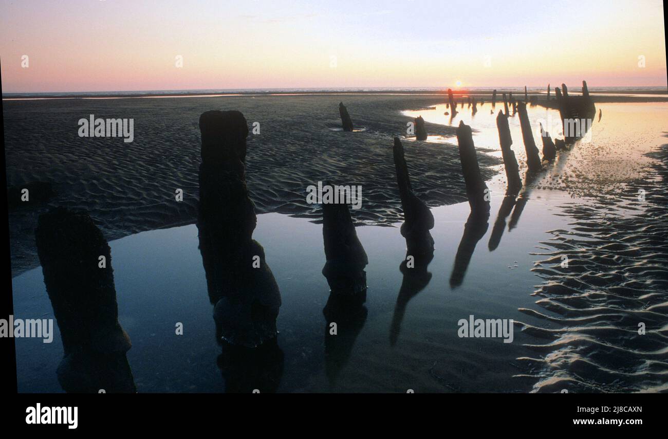 'Star of Hope' Un barque a tre alberi è stato distrutto Jan 1883 a sud di Southport con un carico di cotone grezzo. Capitanati dal capitano Hanuan tutti sono stati salvati. Foto Stock