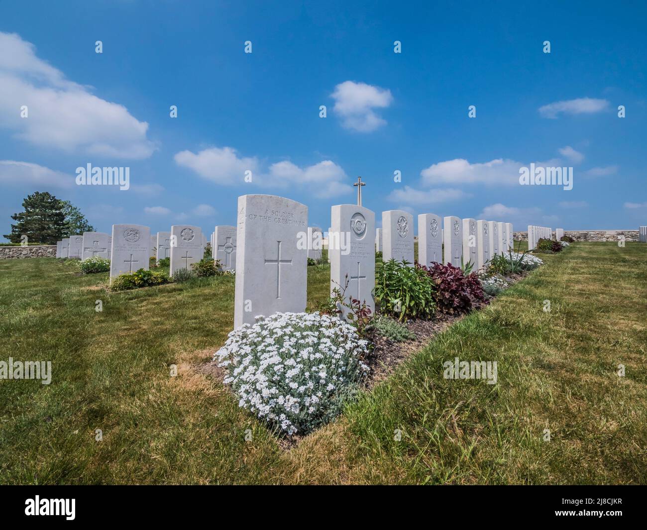 L'immagine è del cimitero britannico Marfaux della prima Guerra Mondiale vicino a Marfaux. Il cimitero è di soldati che sono morti nel luglio 1918 Marne offensiva Foto Stock