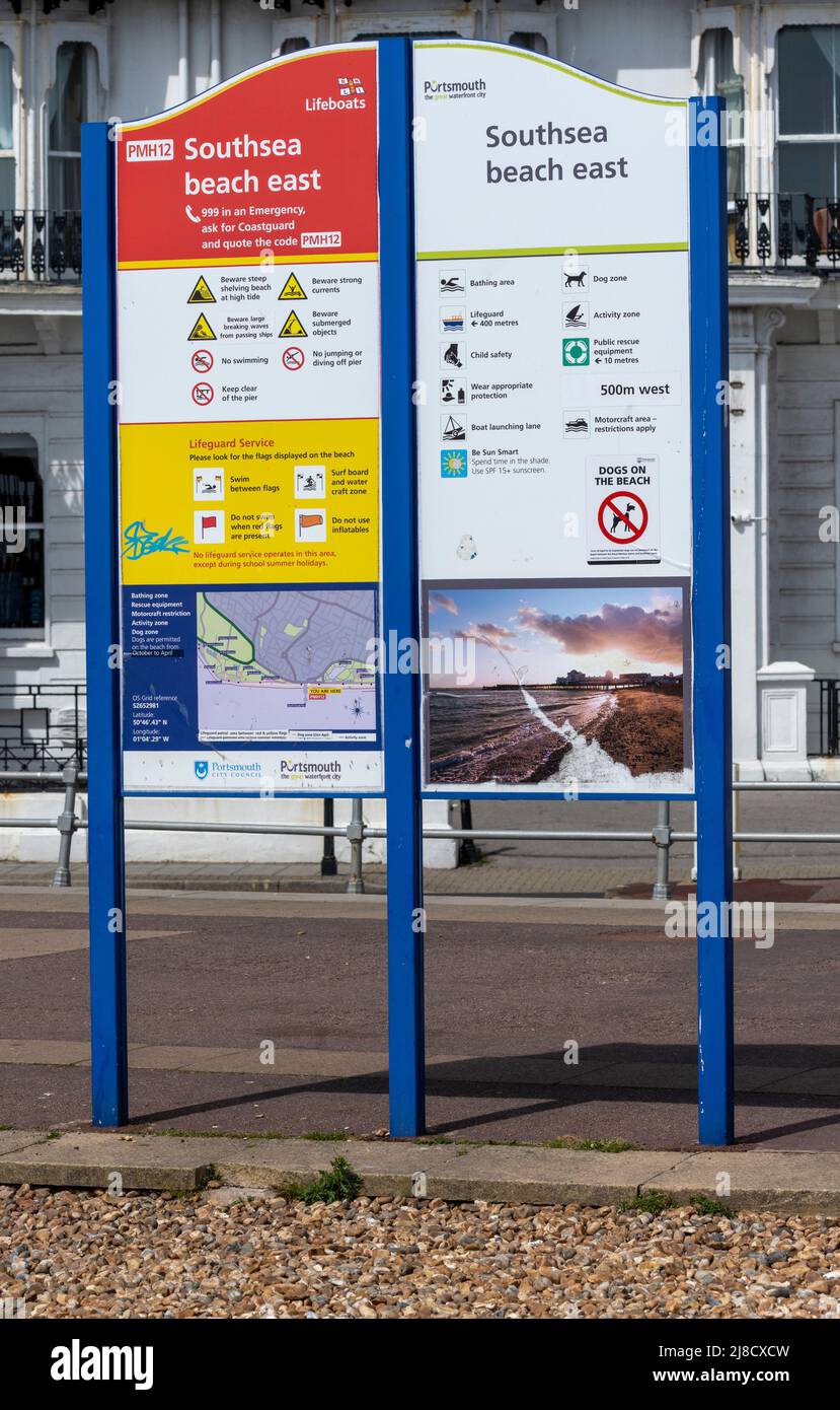 Ufficio informazioni turistiche, South Seafront, Southsea, Portsmouth, Hampshire, Inghilterra, Regno Unito - spiaggia est Foto Stock