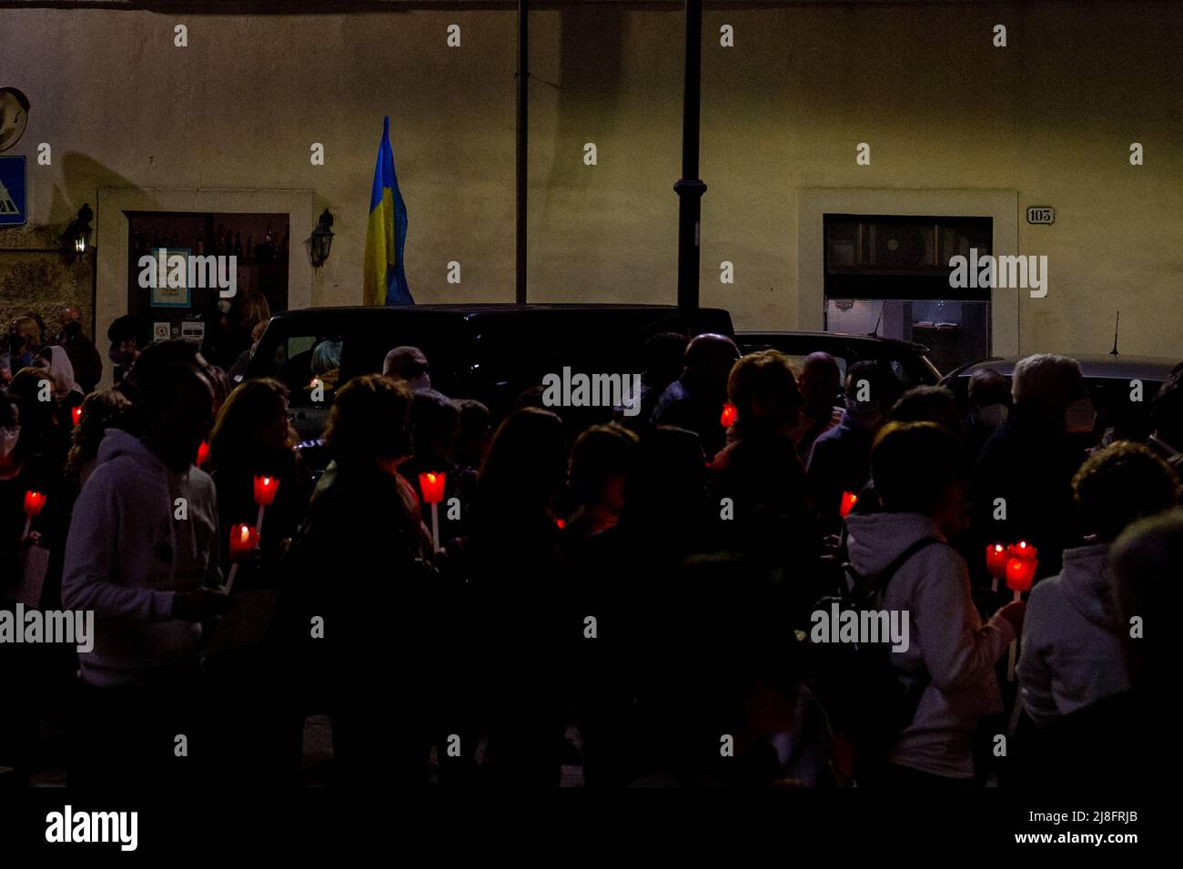 Rieti, Italia. 13th maggio 2022. Associazioni di volontariato, durante la marcia per la Pace in Ucraina per fermare la guerra tra Russia e Ucraina. (Credit Image: © Riccardo Fabi/Pacific Press via ZUMA Press Wire) Foto Stock