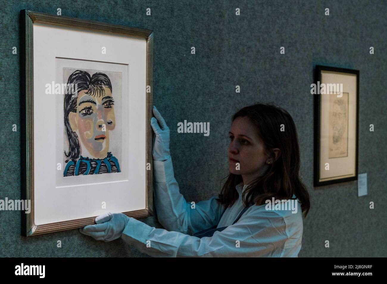 Londra, Regno Unito. 16th maggio 2022. Tête de femme n. 2. Portrait de Dora Maar, 1939 (Estimate: £25.000-35.000) - un'anteprima della vendita Bonhams Picassomania a New Bond Street. La vendita si svolge il 18th maggio 2022. Credit: Guy Bell/Alamy Live News Foto Stock