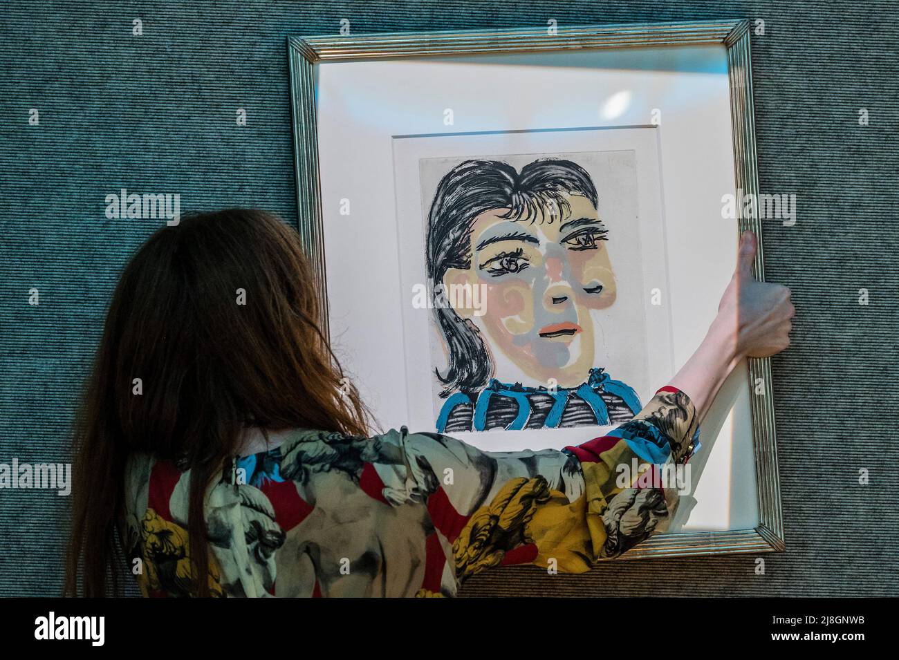 Londra, Regno Unito. 16th maggio 2022. Tête de femme n. 2. Portrait de Dora Maar, 1939 (Estimate: £25.000-35.000) - un'anteprima della vendita Bonhams Picassomania a New Bond Street. La vendita si svolge il 18th maggio 2022. Credit: Guy Bell/Alamy Live News Foto Stock
