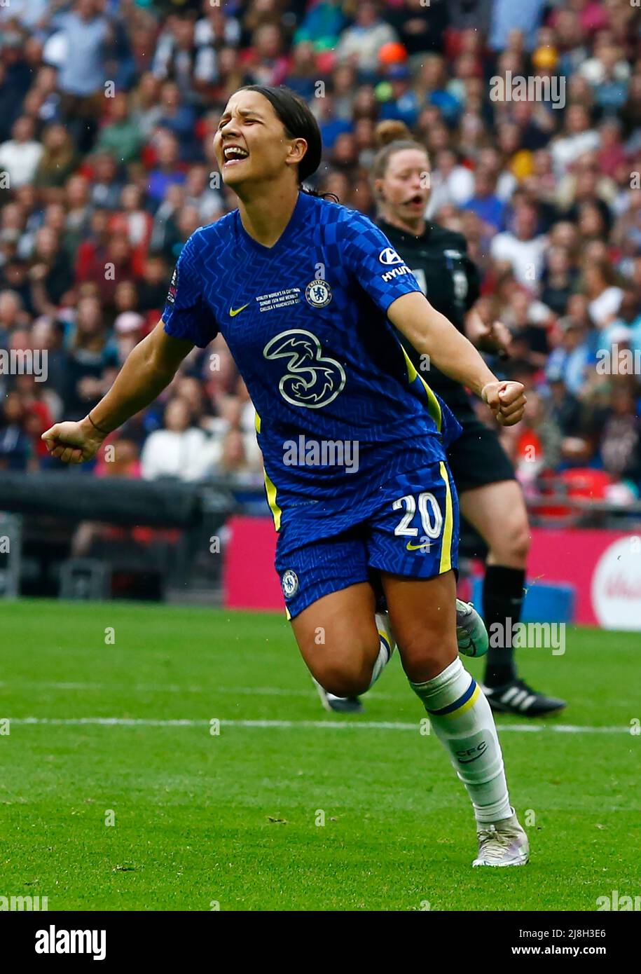 LONDRA, INGHILTERRA - MAGGIO 15:Chelsea Women Sam Kerr celebra il traguardo vincente Make IT 3-2 per Chelseaduring Women's fa Cup Final tra Chelsea Women An Foto Stock