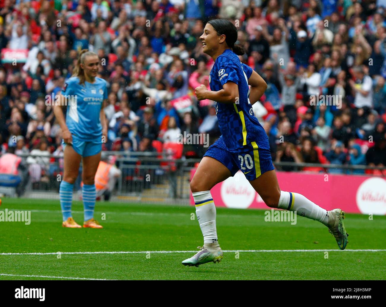LONDRA, INGHILTERRA - MAGGIO 15:Chelsea Women Sam Kerr celebra il suo obiettivo durante la finale della Coppa delle Donne tra Chelsea Women e Manchester City Women at We Foto Stock