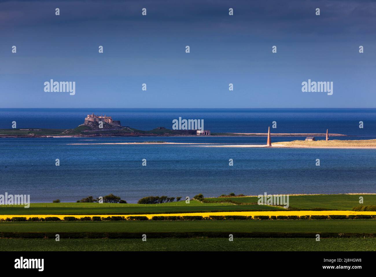 Lindisfarne da Belford Foto Stock