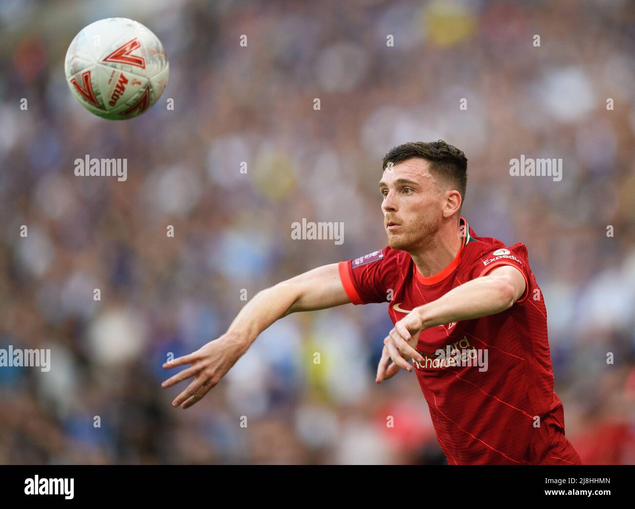 14 Maggio 2022 - Chelsea v Liverpool - Emirates fa Cup Final - Stadio di Wembley Andrew Robertson durante la finale di fa Cup al Wembley Stadium Picture Credit : © Mark Pain / Alamy Live News Foto Stock