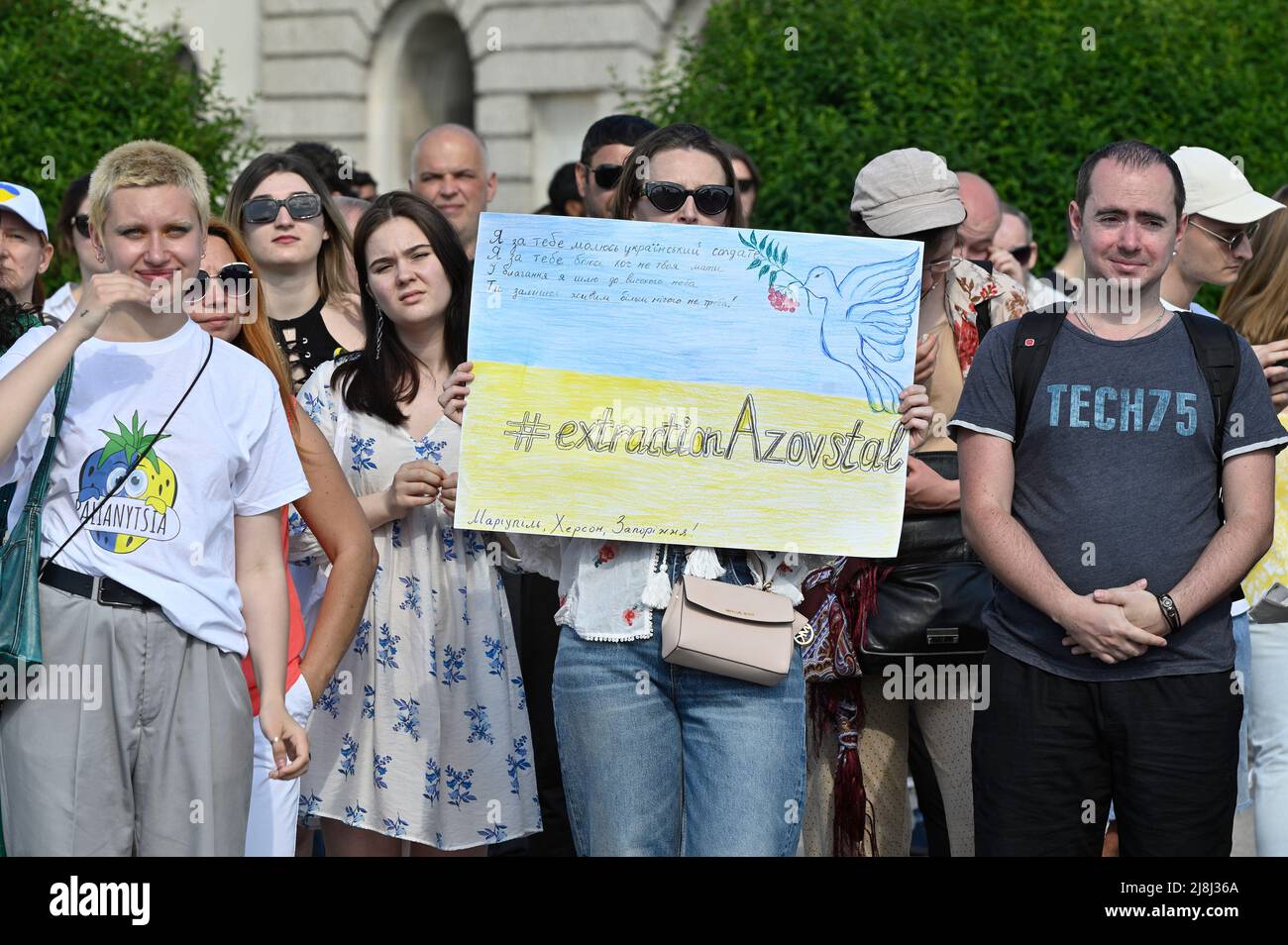 Vienna, Austria. 15th maggio 2022. Marzo sulla situazione attuale in Ucraina. Organizzato dalla comunità Ucraina a Vienna Foto Stock
