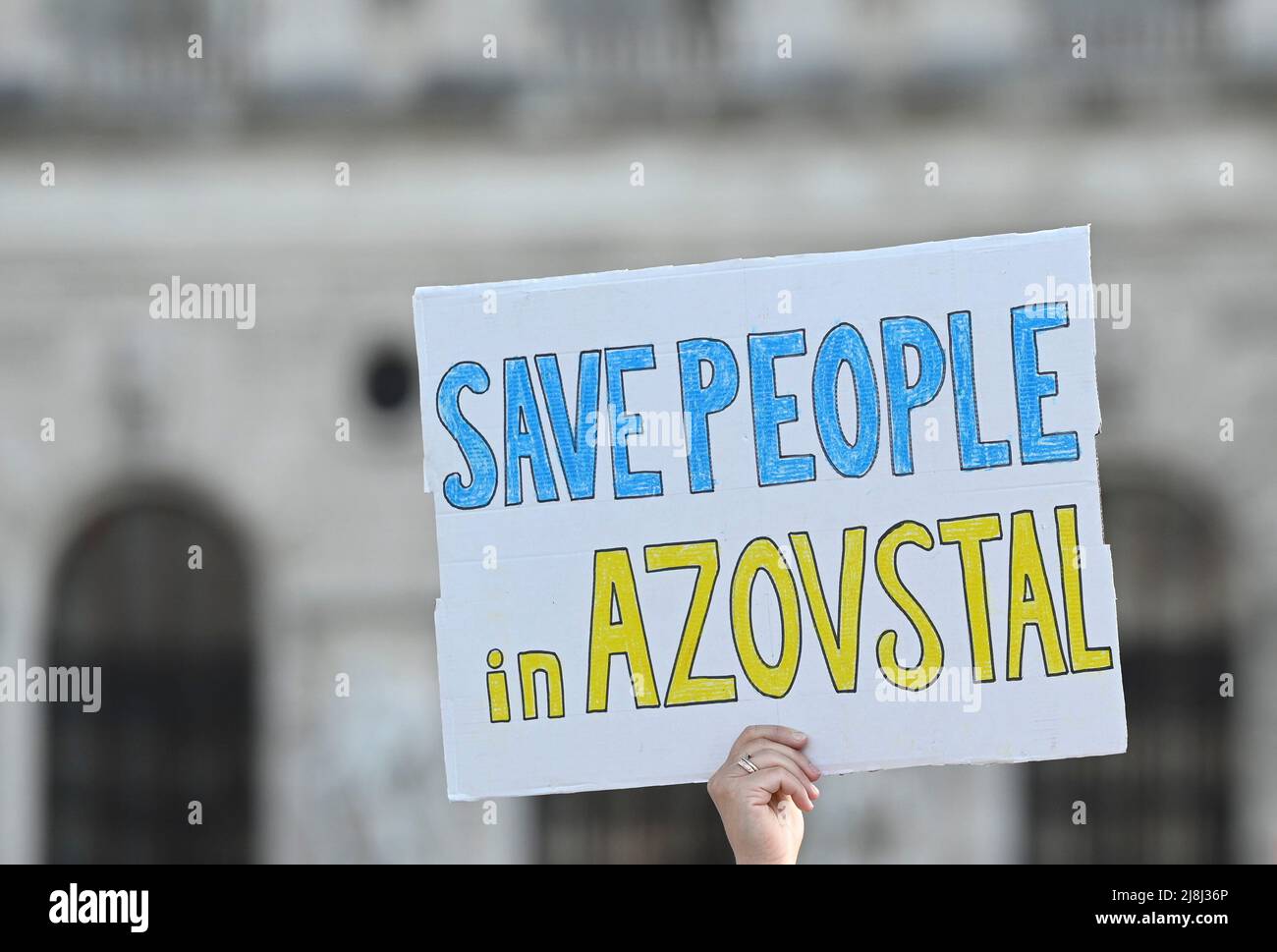 Vienna, Austria. 15th maggio 2022. Marzo sulla situazione attuale in Ucraina. Organizzato dalla comunità Ucraina a Vienna Foto Stock