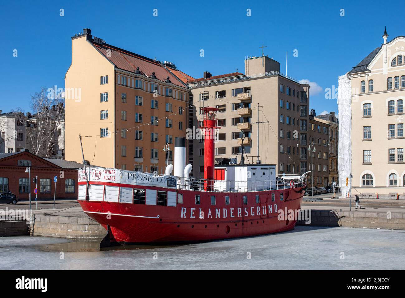 L'ex nave leggera Relandersgrund ormeggiata a Kanavaranta a Helsinki, Finlandia Foto Stock
