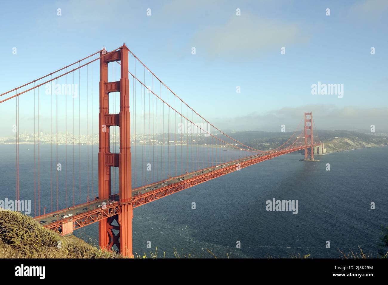Golden Gate Bridge alla luce della sera, USA, California, San Francisco Foto Stock