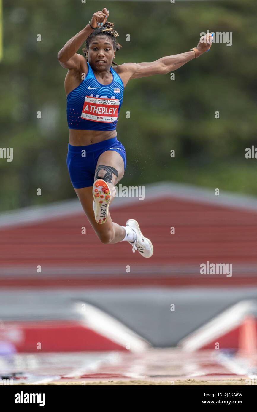 (Ottawa, Canada---15 maggio 2022) Michelle Atherley che gareggia nel salto lungo dell'eptathlon al 2022 NACAC Nord America, America Centrale, e Caribea Foto Stock