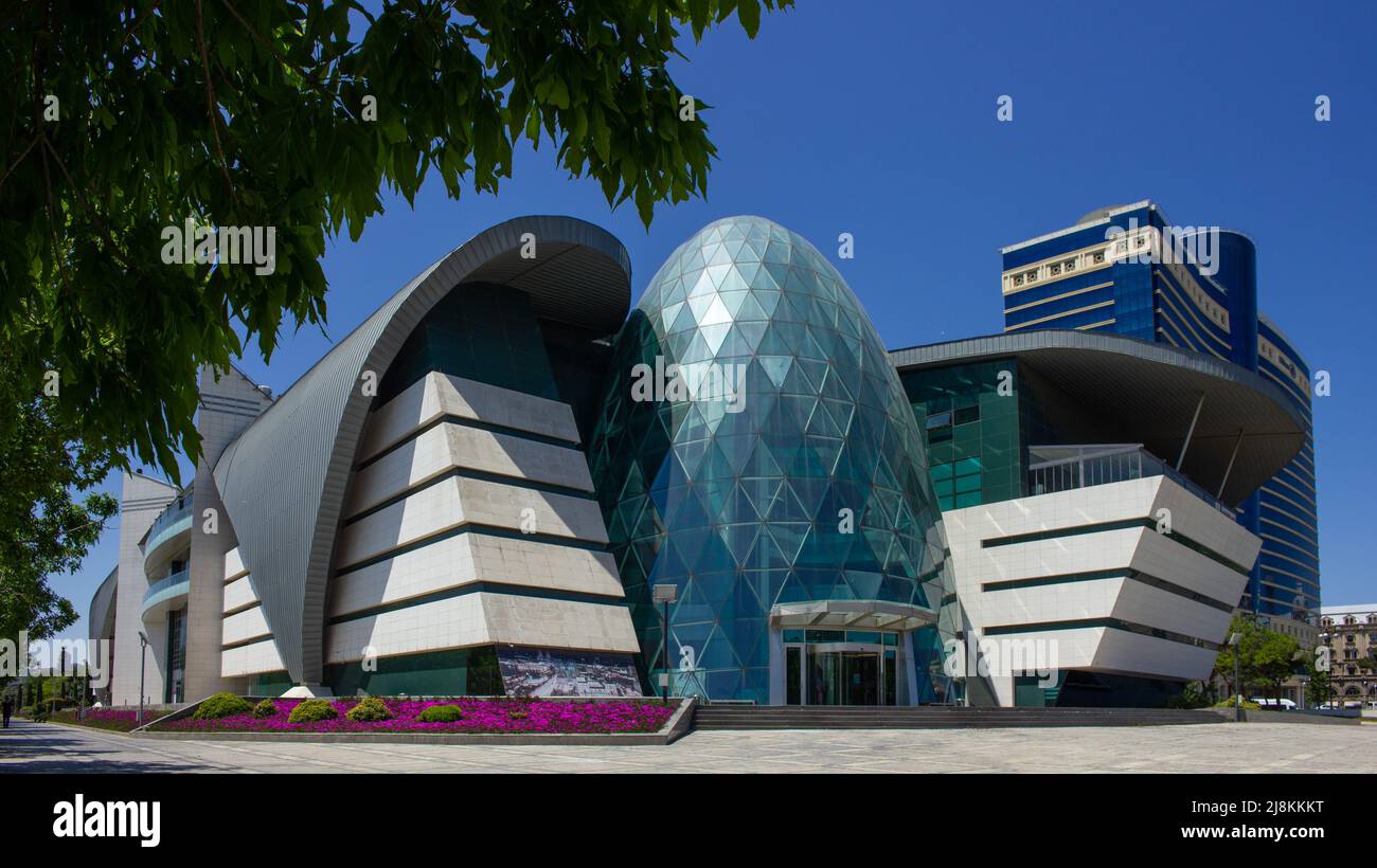 Baku. Azerbaigian. 05.20.2020 anni. Moderno centro commerciale Park Boulevard. Foto Stock