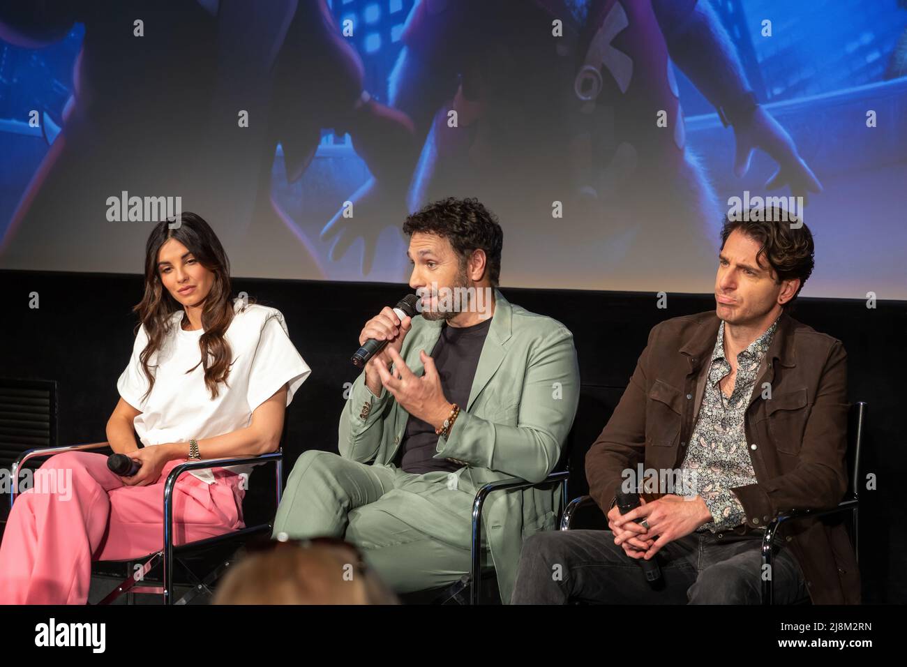 16 maggio 2022, Roma, Italia: Intervista agli attori italiani Raoul Bova, Giampaolo Morelli e Francesca Chillemi, attori del film Disney Pictures ''CIP e Ciop Special Agents'', a Roma. (Foto di Gennaro Leonardi / Pacific press0 (Credit Image: © Gennaro Leonardi/Pacific Press via ZUMA Press Wire) Foto Stock