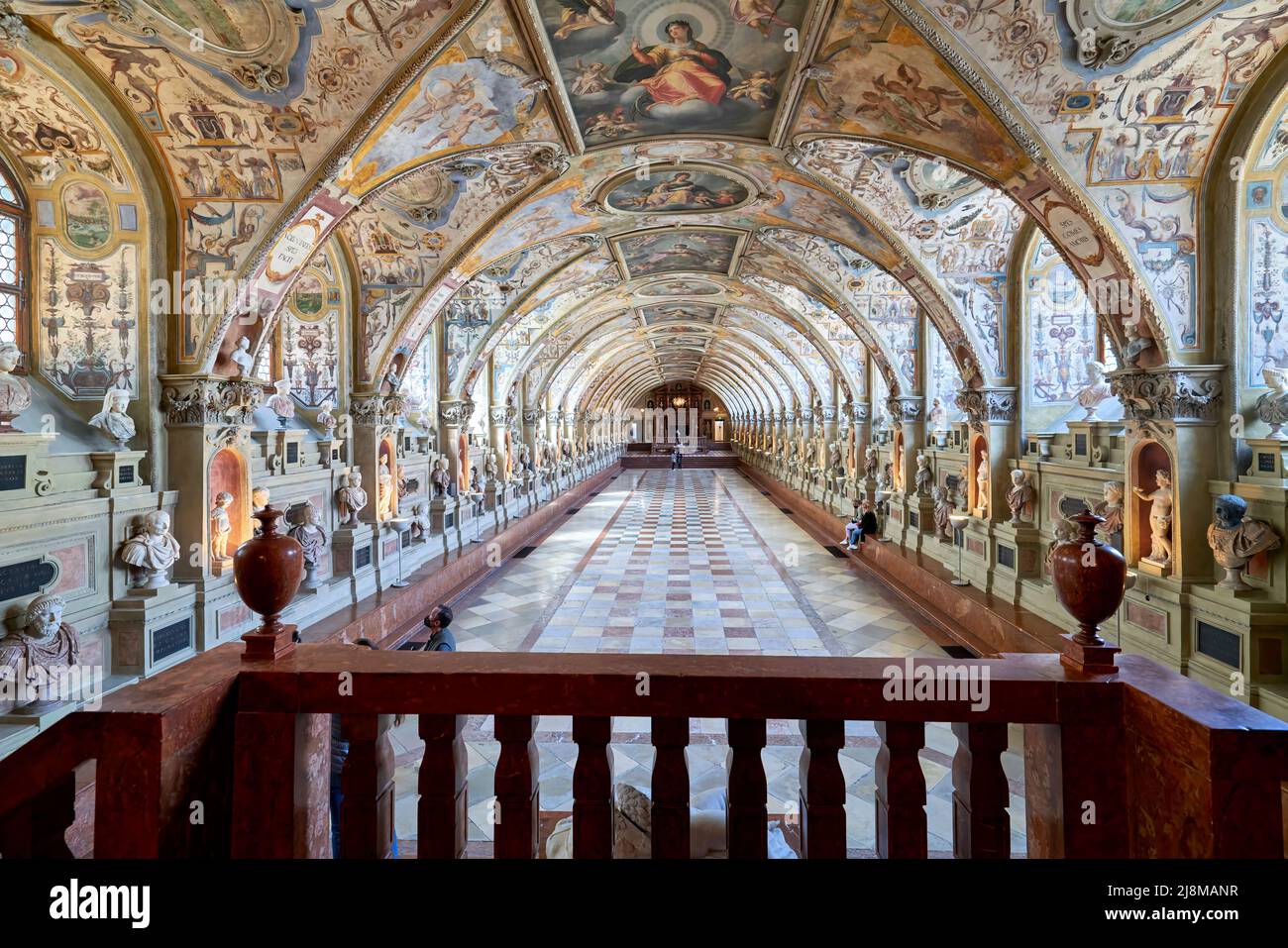 Germania Baviera Monaco di Baviera. Il Residenz (Residence Palace). La Sala dell'Antiquarium in stile rinascimentale Foto Stock