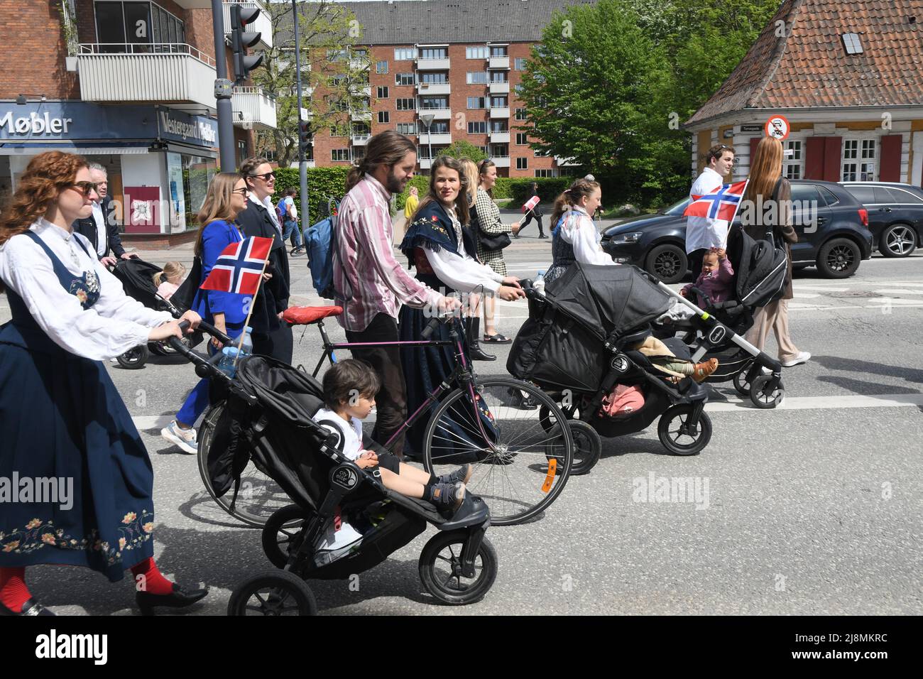 Copenhagen/Denmark/17 May 2022/.in 1814 la Norvegia ha ottenuto prima la sua costituzione e 17 può diventare giorno indipendente Norways norwegian vivere in Danimarca celebrare giorno nella capitale danese Copenaghen. (Foto..Francis Dean/Dean Pictures) Foto Stock