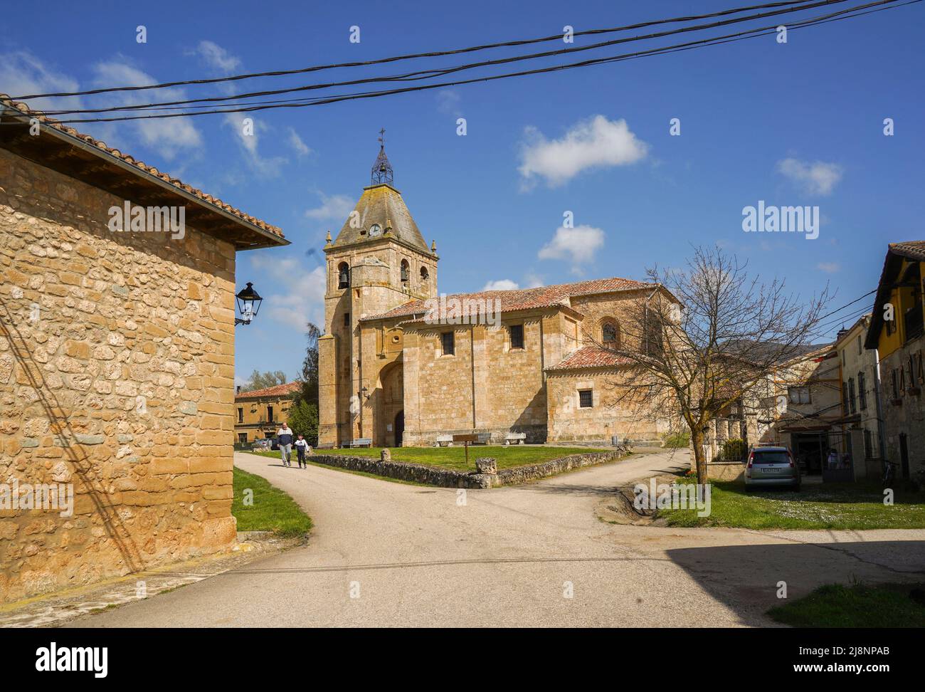 Chiesa di San Pedro a Villanueva de Teba, Burgos, Castilla y León, Spagna. Foto Stock