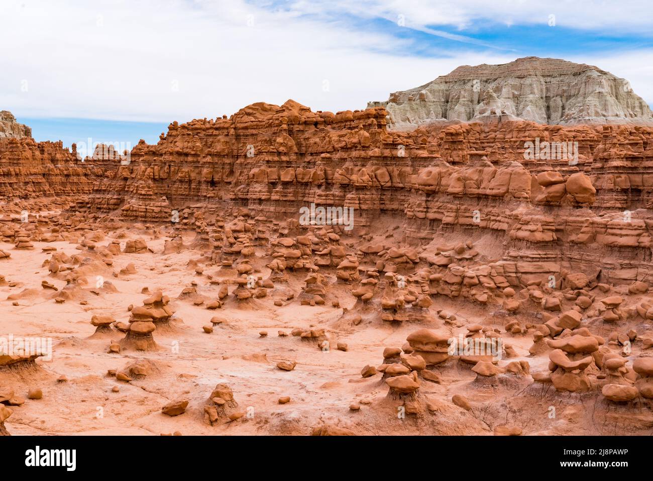 Incredibili formazioni rocciose di Hoodoo al Goblin Valley state Park nello Utah Foto Stock