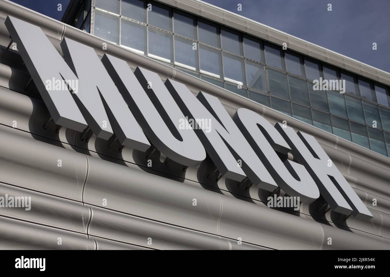 Oslo, Norvegia. 29 aprile 2022: Cartello Munch sull'attuale Museo del Munch di Oslo. Foto Stock