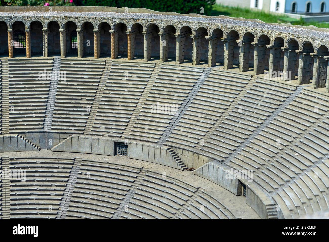 Vista dettagliata dell'Anfiteatro Aspendos nel Parco Miniaturk, Istanbul. Foto Stock