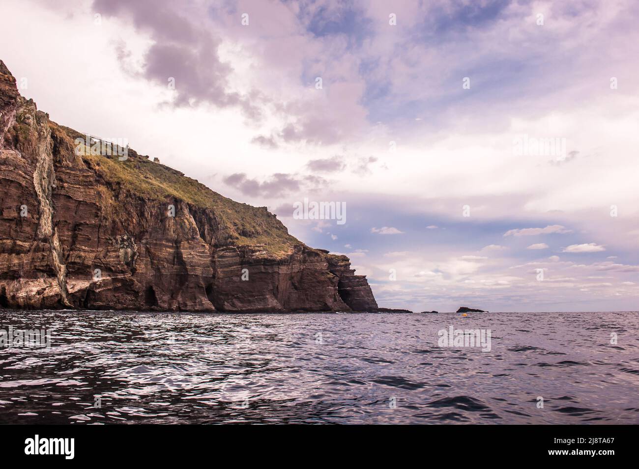 La bella isola 'Dokdo', Dokdo è il territorio di estremità orientale della 'Repubblica di Corea'. Foto Stock