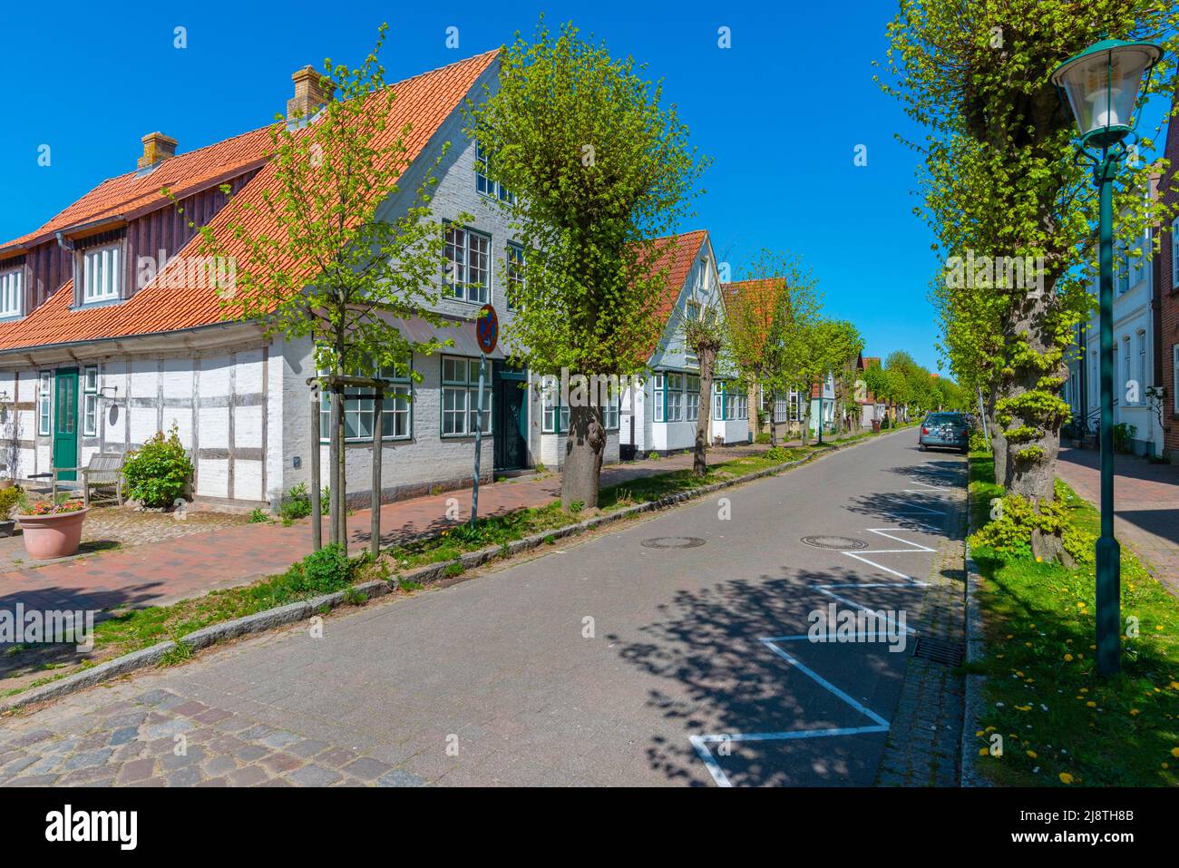 Case in Lange Strasse, Arnis sul fiordo di Schlei, la città più piccola della Germania con circa 300 abitanti, Schleswig-Holstein, Germania settentrionale, Europa Foto Stock