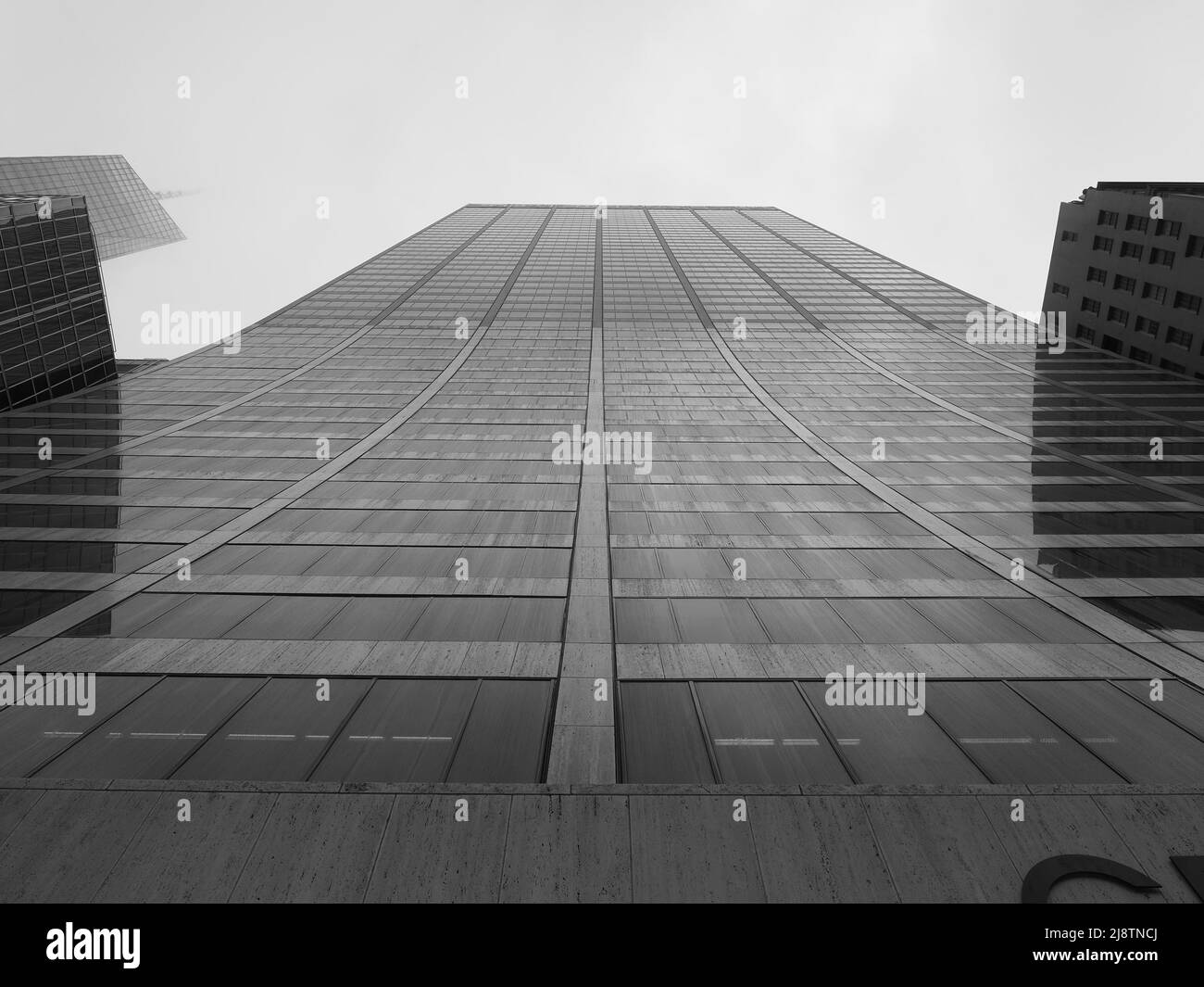 Immagine monocromatica del WR Grace Building di Manhattan. Foto Stock