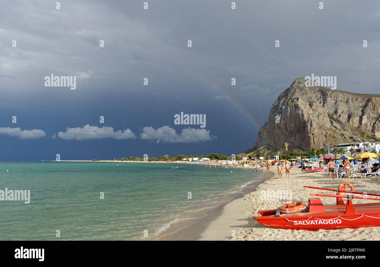 Arcobaleno su San Vito lo Capo Foto Stock