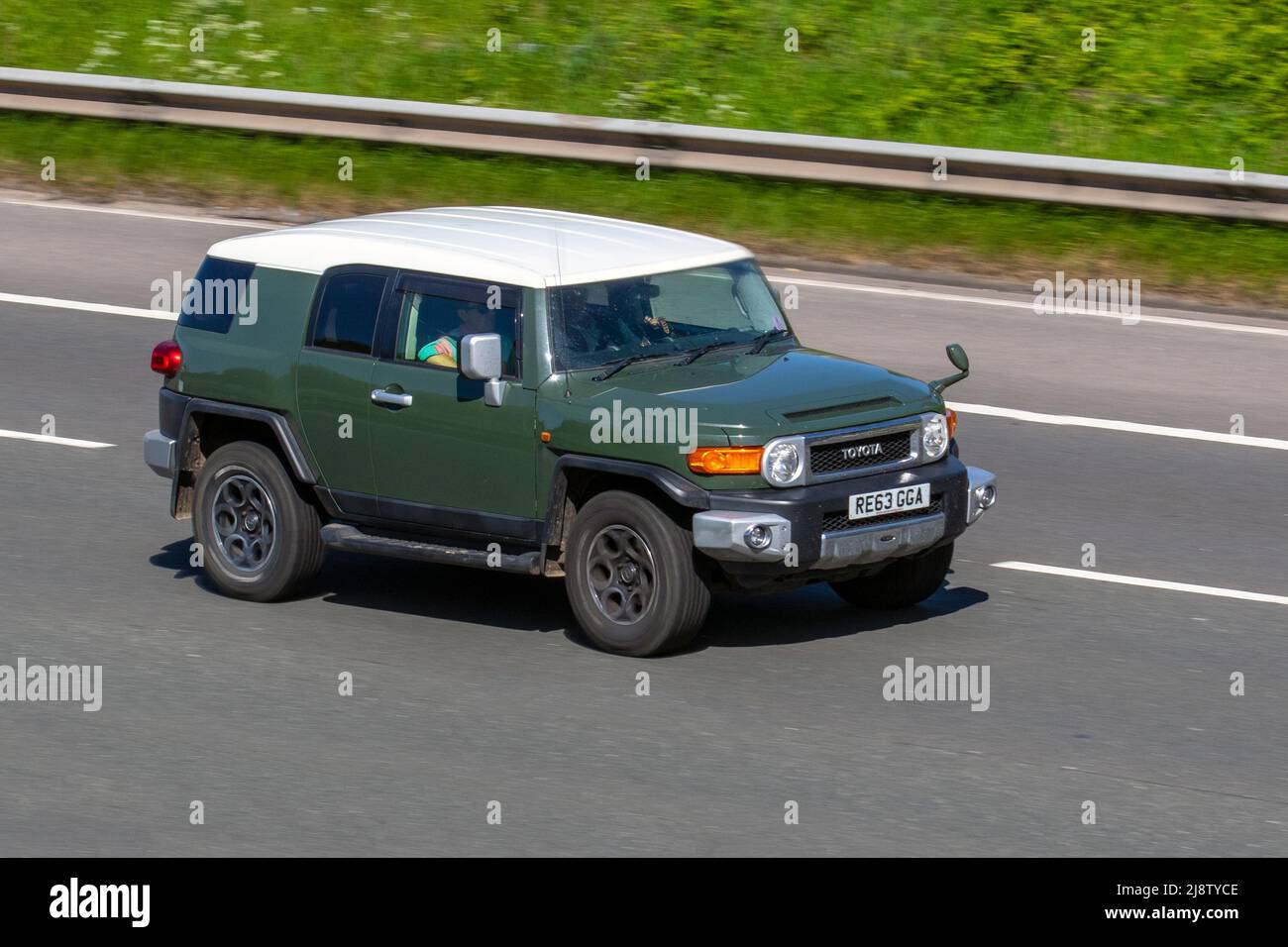 2013 Toyota F J CRUISER V6 Dual VVT-i 3955cc, in stile retrò SUV di medie dimensioni Foto Stock