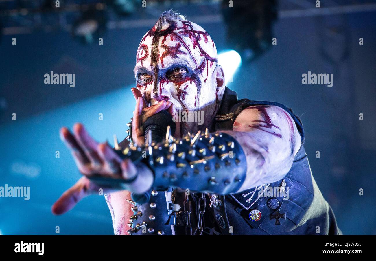 Attila Csihar di Mayhem in concerto dal vivo Foto Stock