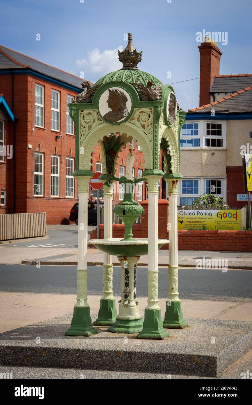 Queen Victoria fontana potabile, Hoylake Beach, Wirral Foto Stock