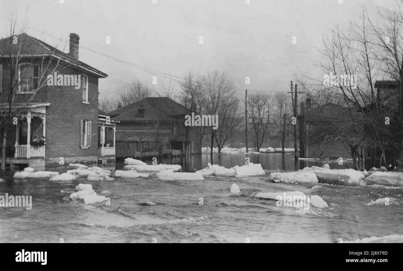 Belleville, Ontario, 1918 alluvione del fiume Moira Foto Stock