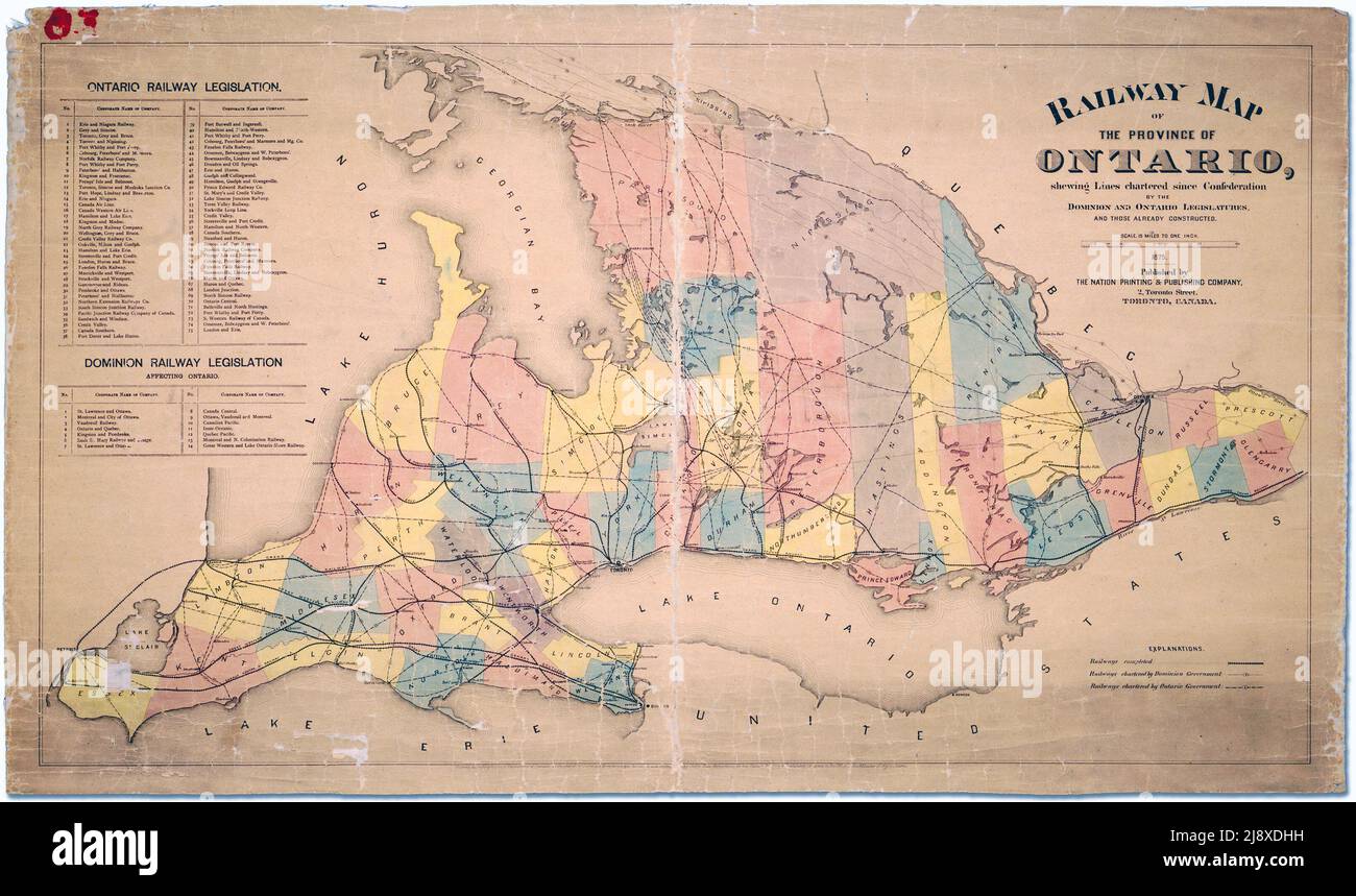 Una mappa del 1875 che mostra le linee ferroviarie in Ontario, insieme alle decine di linee noleggiate che non sono state ancora costruite. Solo una frazione delle linee noleggiate sarebbe costruita. Si noti il gran numero di linee registrate Dominion che attraversano l'Ontario settentrionale. CA. 1875 Foto Stock