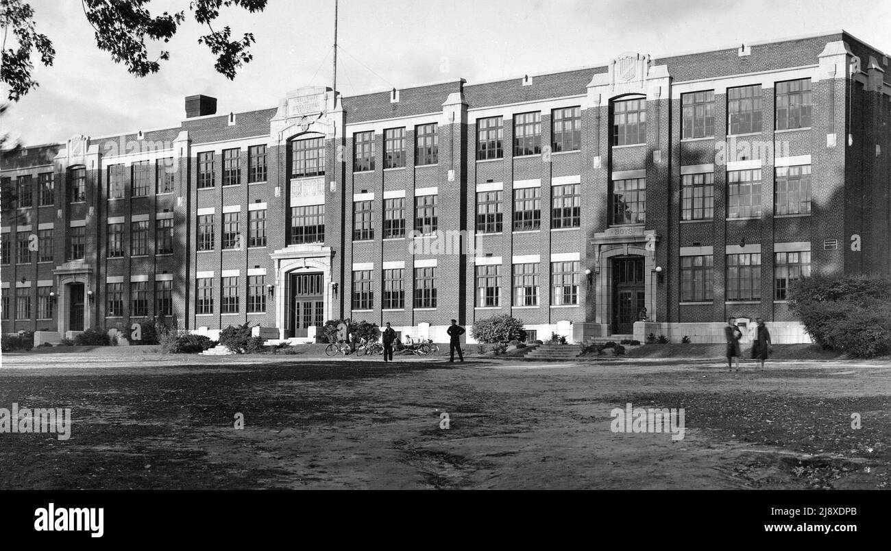Belleville Collegiate Institute and Vocational School in Belleville, Ontario ca. 1940 Foto Stock
