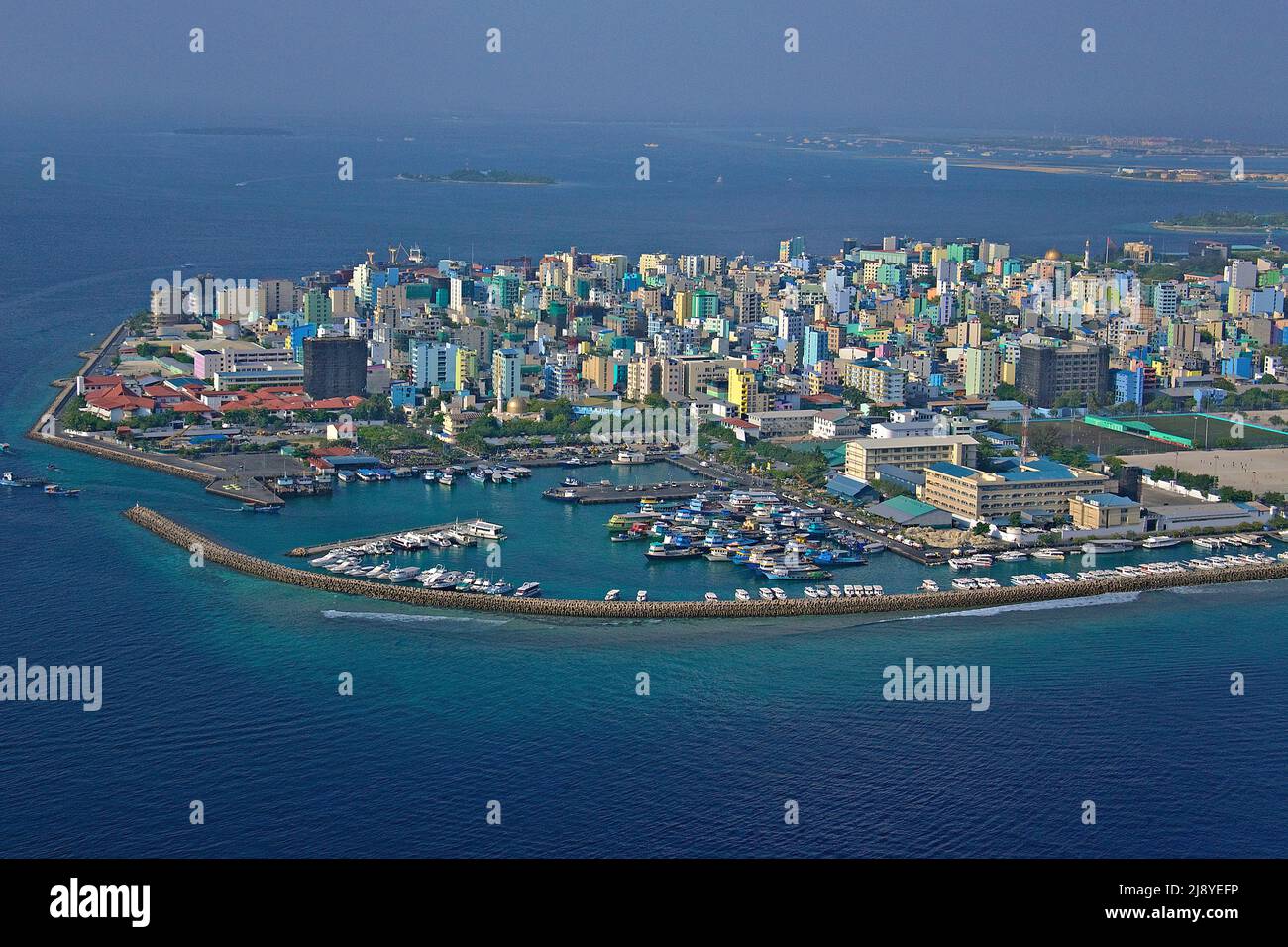 Veduta aerea di Male, la capitale delle Maldive, Oceano Indiano, Asia Foto Stock