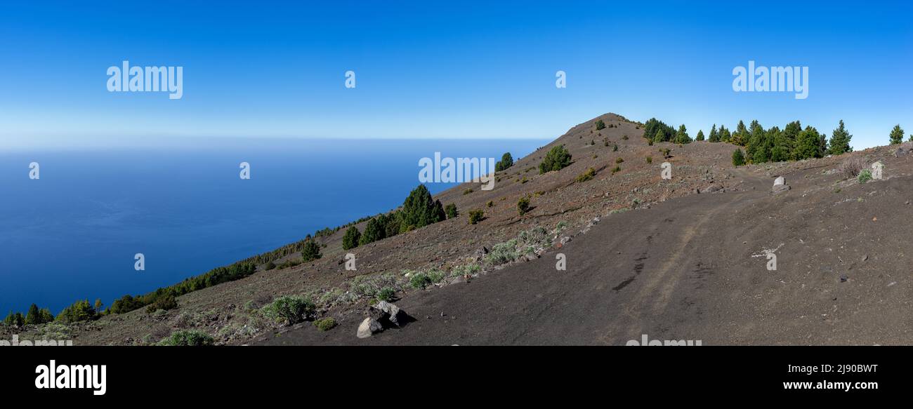 Sentiero escursionistico Camino de la Virgen nel paesaggio vulcanico nella parte occidentale di El Hierro Foto Stock