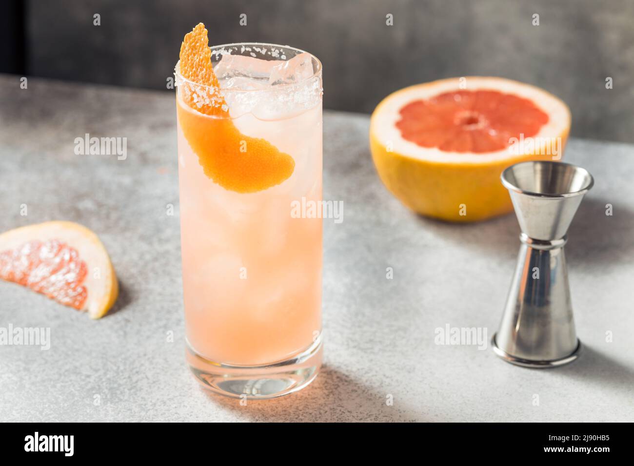Cocktail di cane salato fresco con Tequila e pompelmo Foto Stock