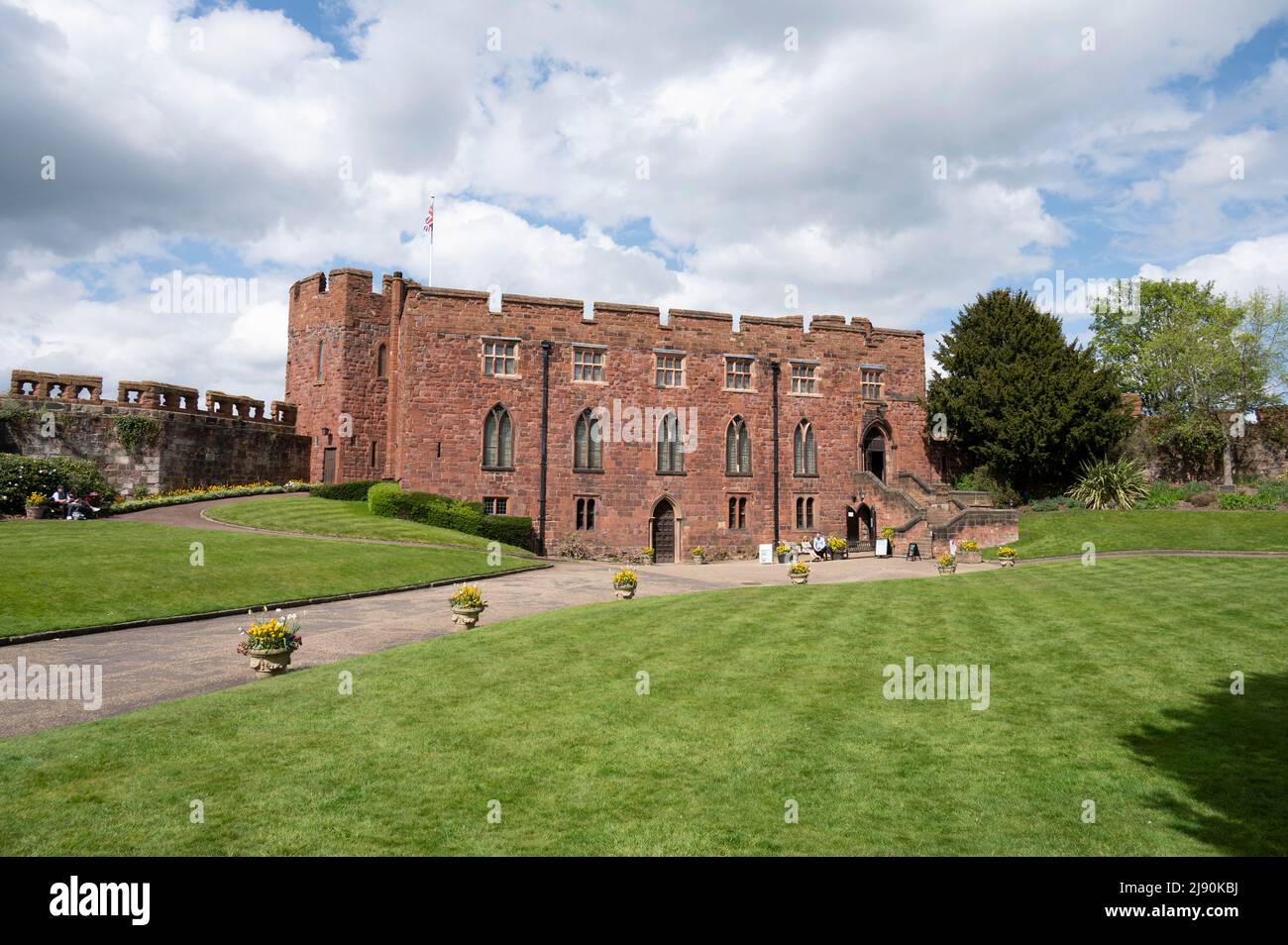 Monumento ai caduti di san michele arcangelo shrewsbury immagini e
