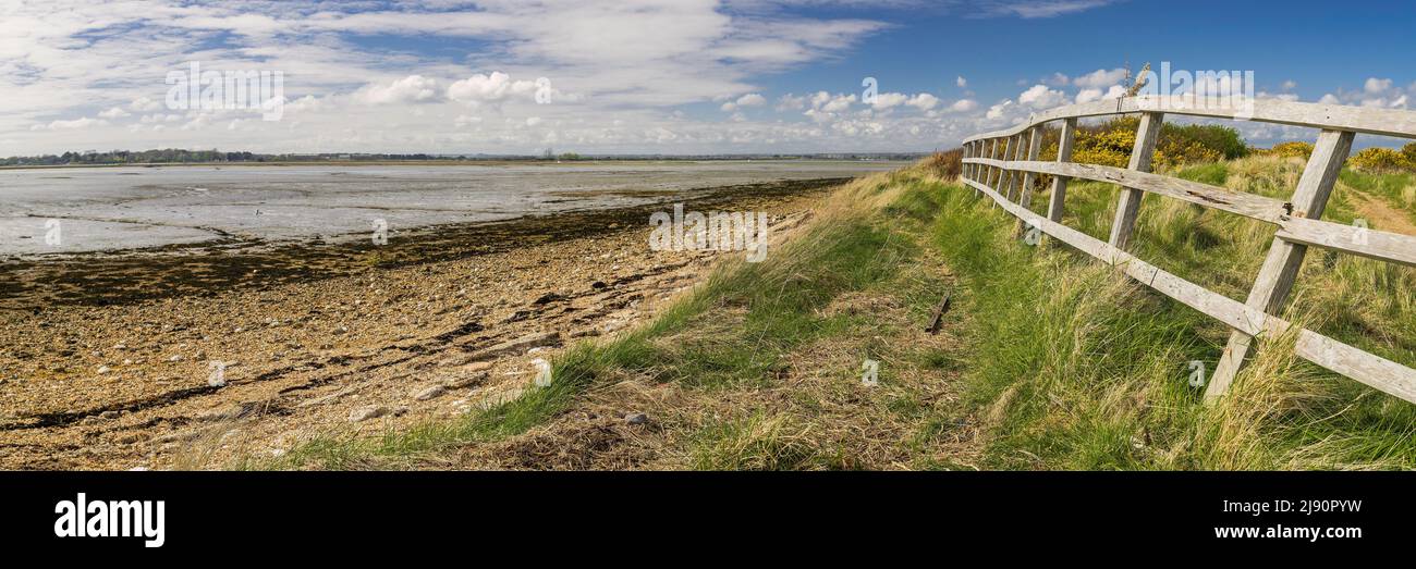 Guarda la bassa marea a Chidham, West Sussex UK Foto Stock