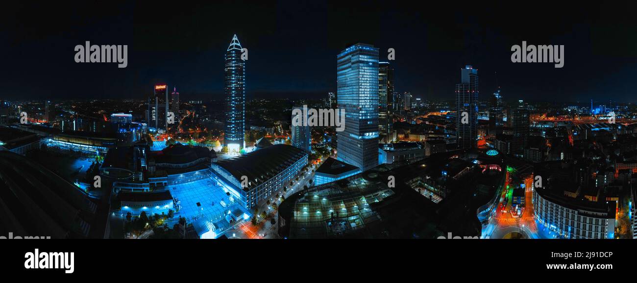 Großstadt bei Nacht Foto Stock